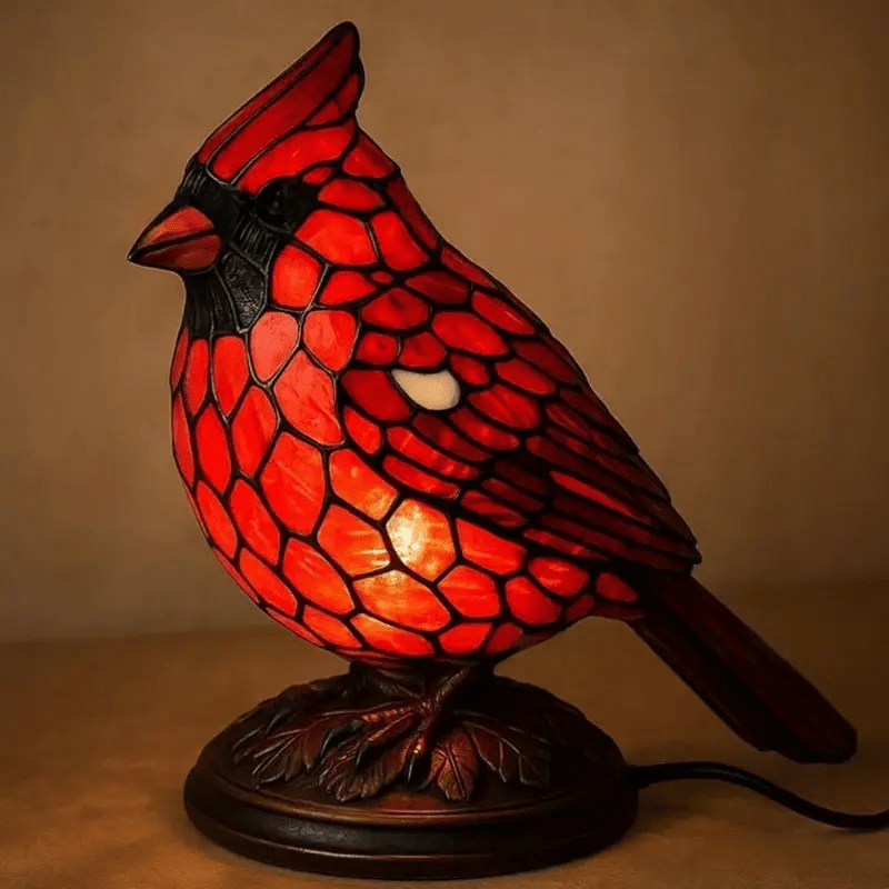 Lifelike Red Cardinal Bird Lamp – Rustic Farmhouse Resin Table Light